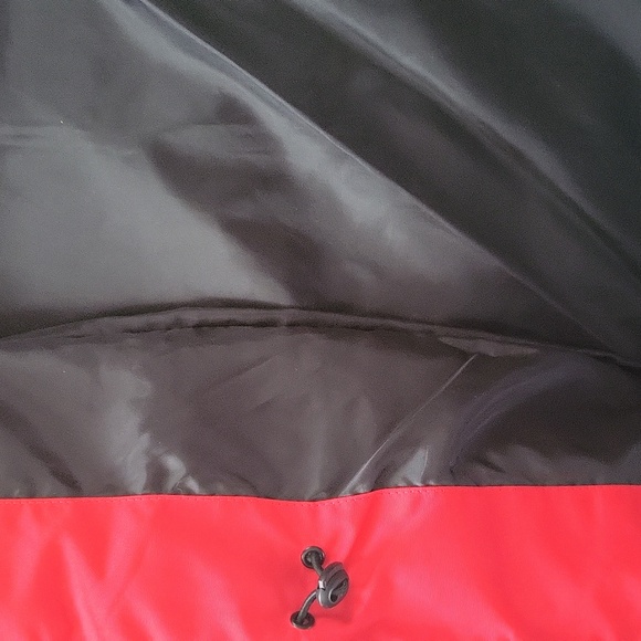 GUESS WOMEN'S RED PARKA - Picture 4 of 4